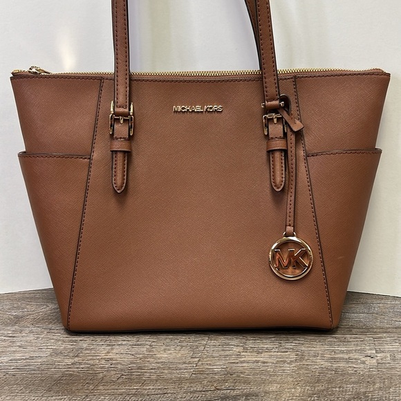 Michael Kors Charlotte Large Saffiano Leather Zip Top Tote - Picture 2 of 9